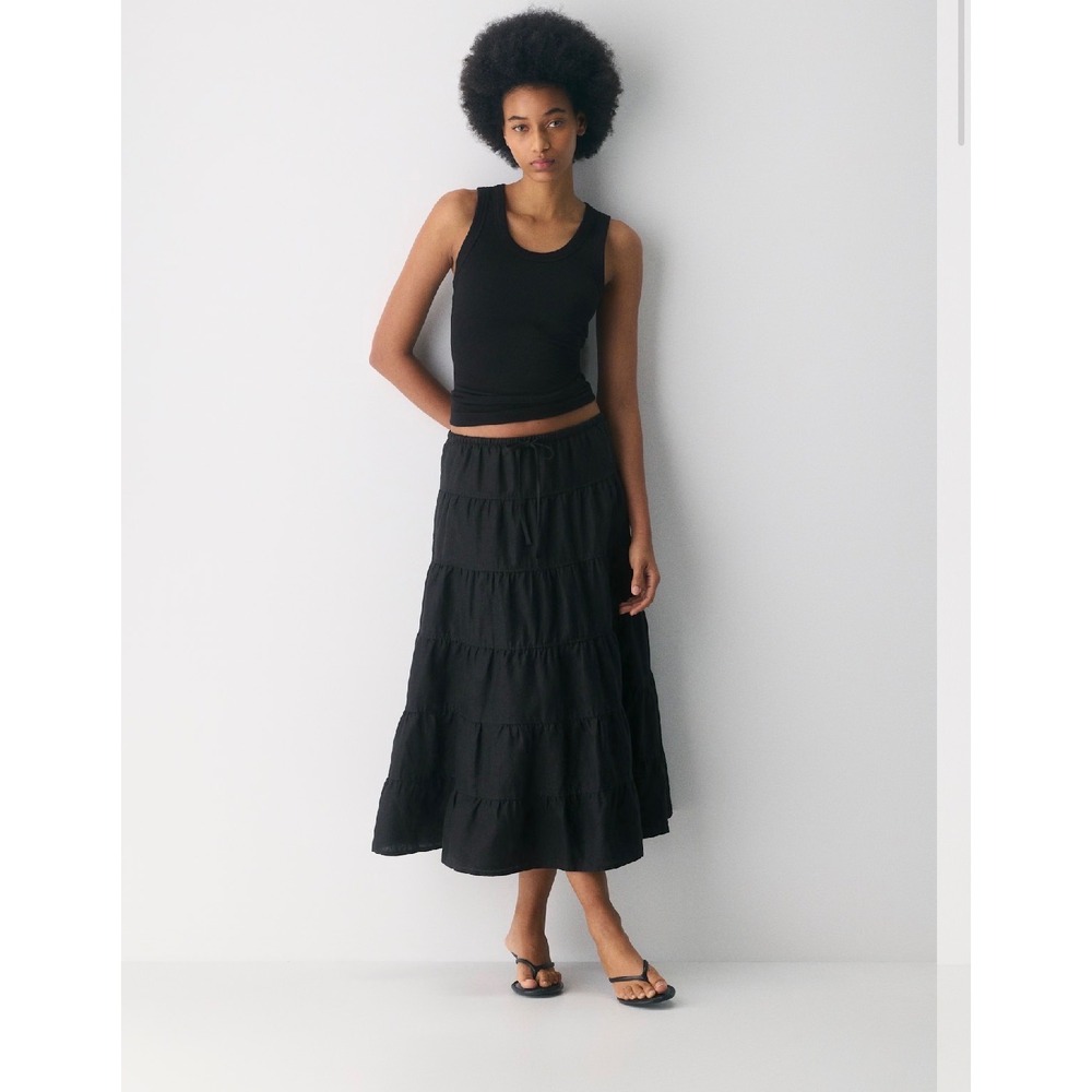 Aritzia Wilfred Bouquet Black Linen Blend Tiered Maxi Skirt size Medium